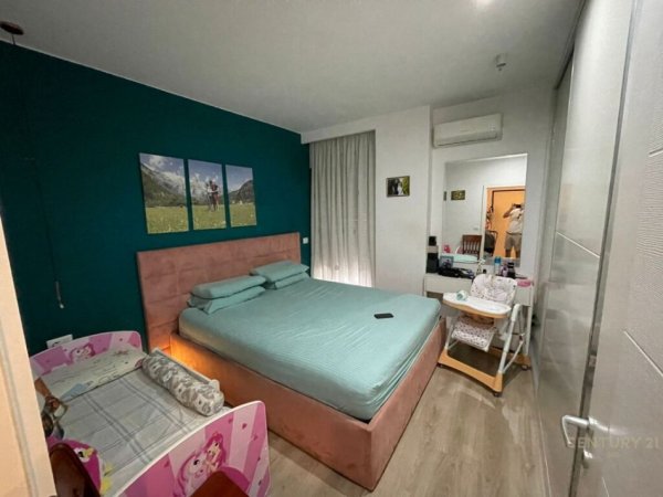Tirane, jepet me qera apartament 1+1 Kati 5, 68 m² 550 € (parku olimpik)