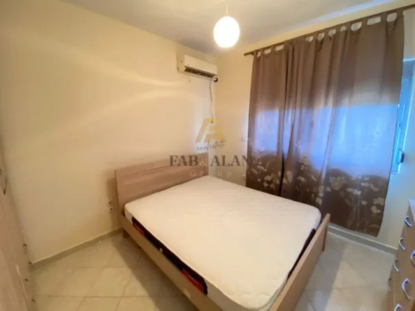 Tirane, jepet me qera apartament 2+1 Kati 7, 80 m² 400 € (Astir, Vila L)