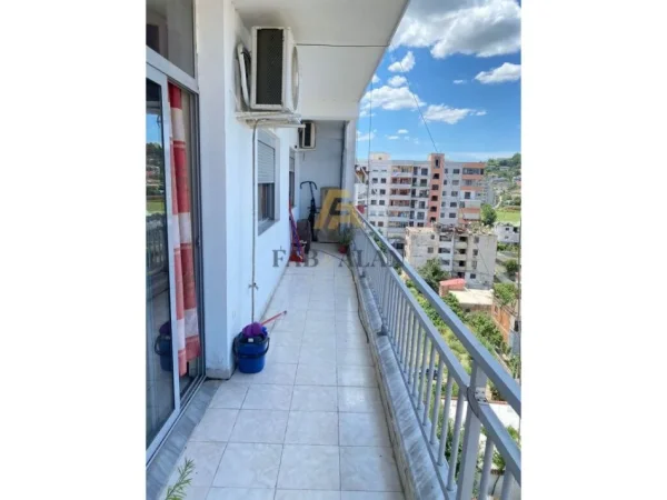 Tirane, jepet me qera apartament 2+1 Kati 7, 80 m² 400 € (Astir, Vila L)