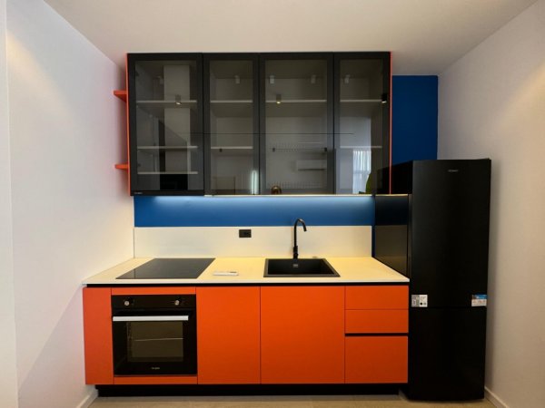 Tirane, shitet apartament 1+1 Kati 5, 48 m² 141.000 € (Komuna e Parisit)