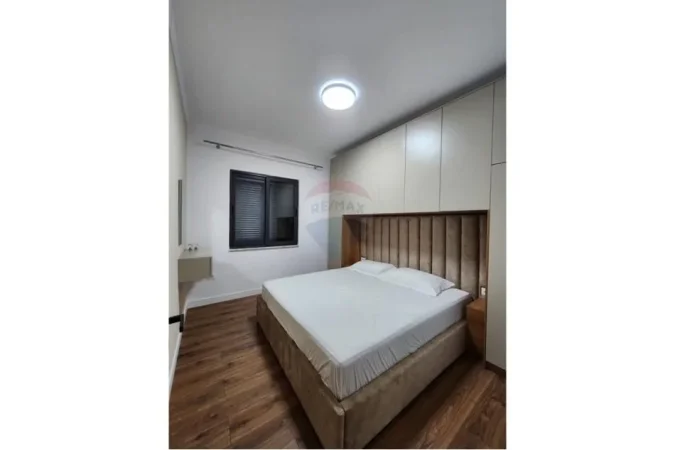 Tirane, jepet me qera apartament 2+1 Kati 6, 80 m² 550 € (Yzberisht)
