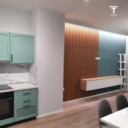 Tirane, jepet me qera apartament 1+1+Ballkon Kati 7, 68 m² 400 € (Rr."3 Deshmoret", Yzberisht)