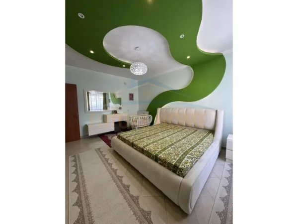 Tirane, jepet me qera apartament 2+1 Kati 3, 120 m² 500 € (BLEVARDI MIGJENI)