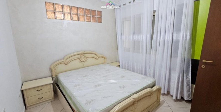 Tirane, jepet me qera apartament 2+1 Kati 4, 113 m² 550 € (Liqeni i Thate)