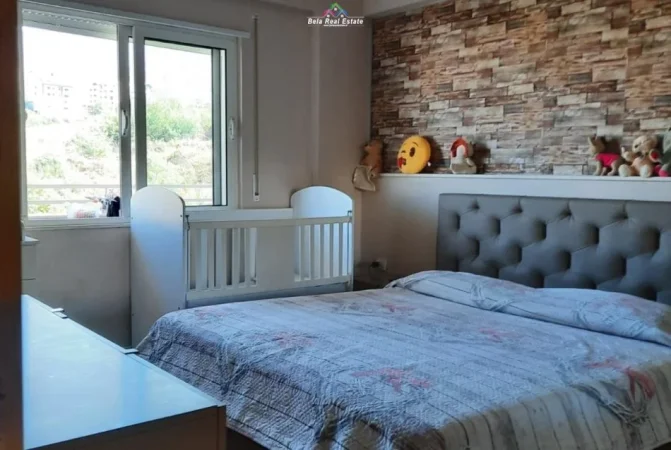 Tirane, jepet me qera apartament 2+1 Kati 2, 107 m² 350 € (Fresk)