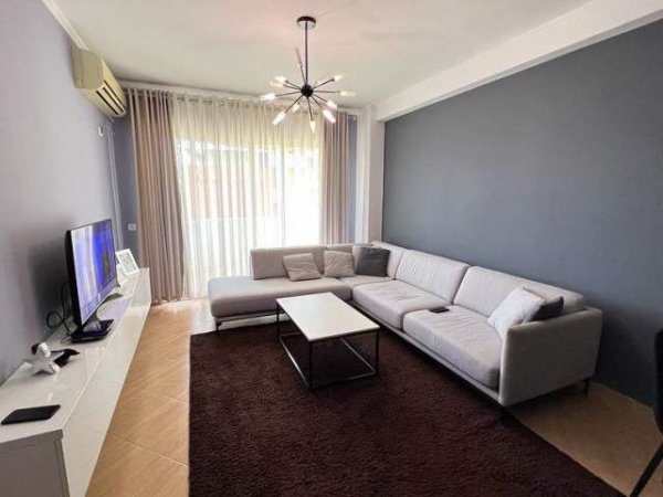 Tirane, shes apartament 2+1+BLK Kati 5, 112 m² 118.000 Euro (rruga loni ligori)