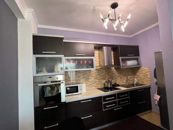 Tirane, shes apartament 2+1+BLK Kati 5, 112 m² 118.000 Euro (rruga loni ligori)