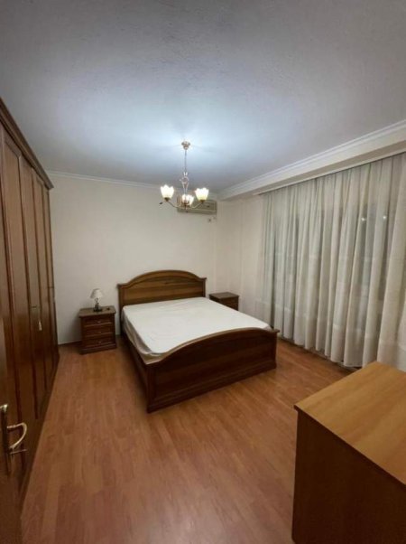 Tirane, jepet me qera apartament 2+1+BLK Kati 3, 118 m² 650 Euro (Nikolla tupe)