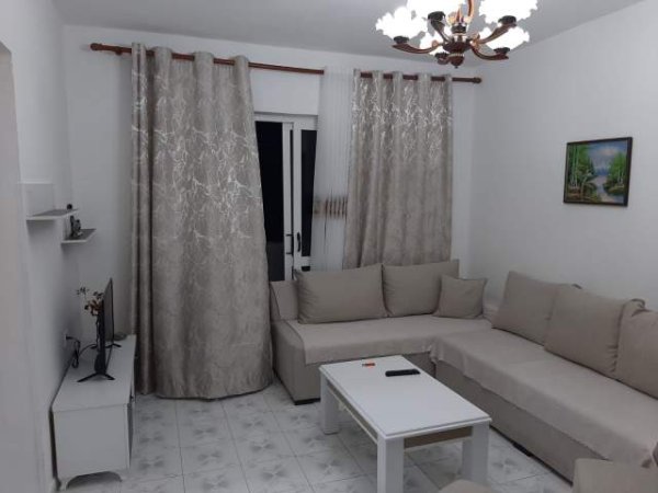 Tirane, jepet me qera apartament 1+1+A+BLK Kati 4, 55 m² 400 Euro (Rruga e Kavajes)