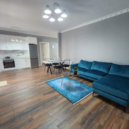 Tirane, jepet me qera apartament 2+1+post parkimi Kati 3, 100 m² 800 Euro (Kopshti Botanik)