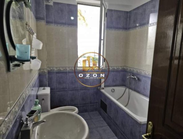 Tirane, jepet me qera apartament Kati 7, 100 m² 500 Euro