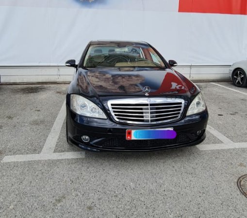 Tirane, shitet makine Mercedes-Benz s 320 Viti 2006, 6.000 Euro