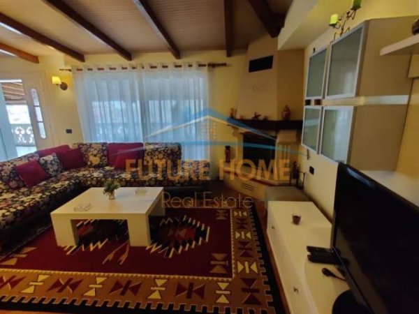 Tirane, jepet me qera apartament 3+1+BLK Kati 3, 167 m² 650 Euro (Qytet Studenti)