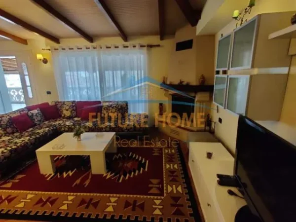Tirane, jepet me qera apartament 3+1+BLK Kati 3, 167 m² 650 Euro (Qytet Studenti)