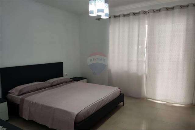 Tirane, jepet me qera Vile 1+1+A+BLK Kati 1, 70 m² 400  (21 dhjetori)