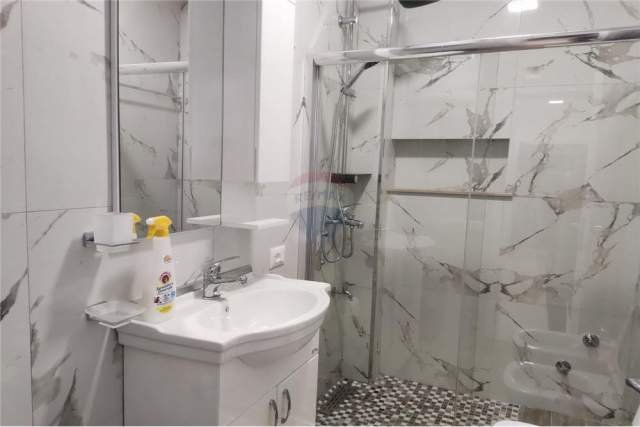 Tirane, jepet me qera Vile 1+1+A+BLK Kati 1, 70 m² 400  (21 dhjetori)