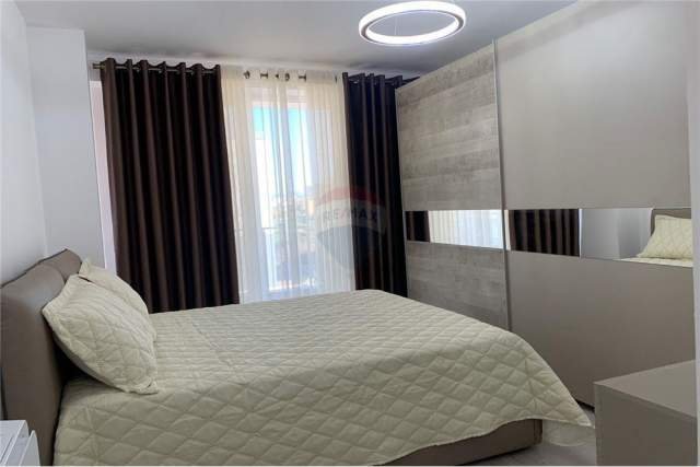 Tirane, jepet me qera apartament 2+1 120 m² 700 Euro (FUSHA AVIACIONIT)