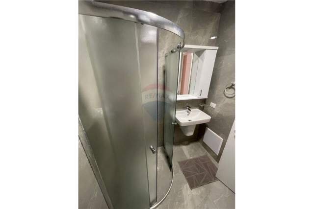 Tirane, jepet me qera apartament 2+1 Kati 7, 94 m² 550 Euro (Don Bosko)
