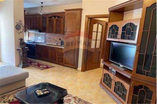 Tirane, jepet me qera apartament 2+1 95 m² 500 Euro (DON BOSKO)