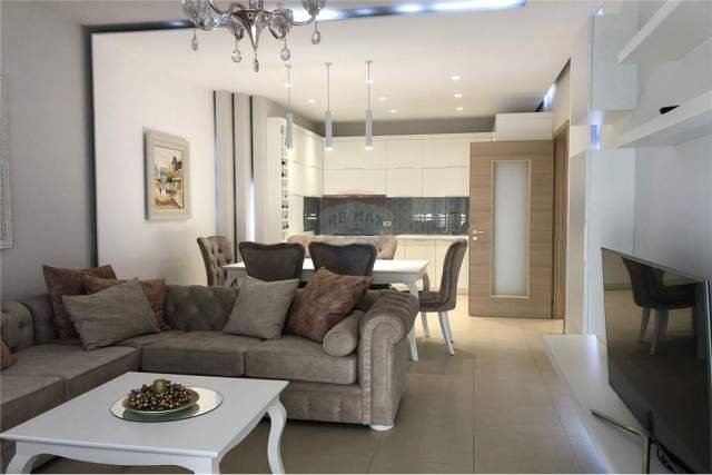 Tirane, jepet me qera apartament 1+1 92 m²  (don bosko)