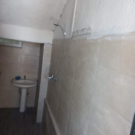 Tirane, jepet me qera apartament 2+1+BLK Kati 1, 100 m² 35.000 Leke (vangjeli kondi)