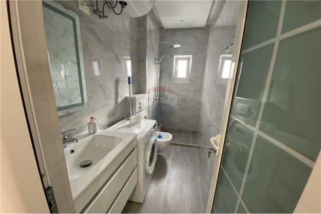 Tirane, jepet me qera apartament 1+1+A Kati 2, 35 m² 350 Euro (Dritan Hoxha)