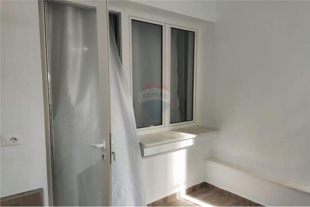 Tirane, jepet me qera Vile 1+1+A+BLK Kati 1, 70 m² 400  (21 dhjetori)