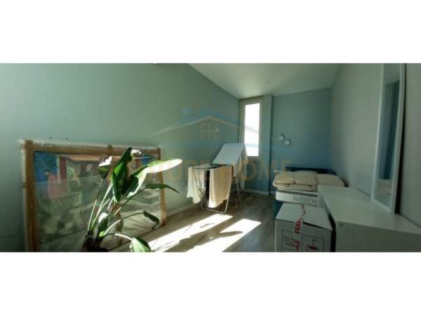 Tirane, jepet me qera apartament 2+1+A+BLK Kati 12, 124 m² 1.000 Euro (Rruga 4 Deshmoret)