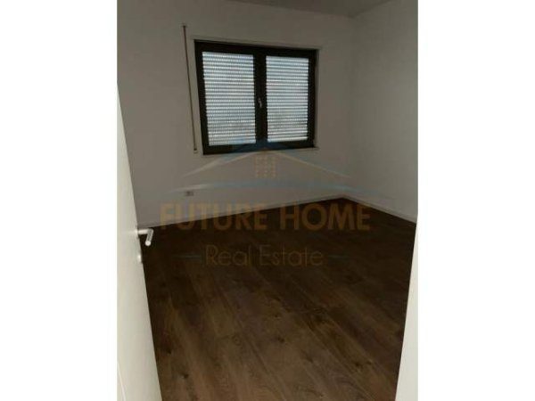 Tirane, jepet me qera apartament 2+1+A+BLK Kati 6, 100 m² 350 Euro (Rruga e Dibres)