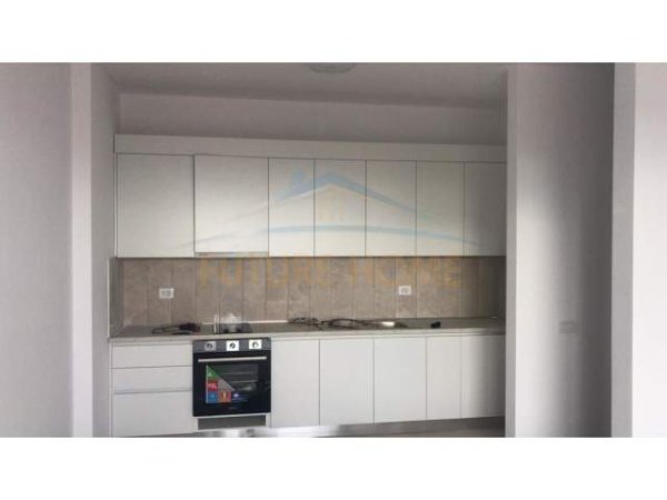 Tirane, jepet me qera apartament 2+1+A+BLK Kati 2, 95 m² 500 Euro (Rruga e Dibres)