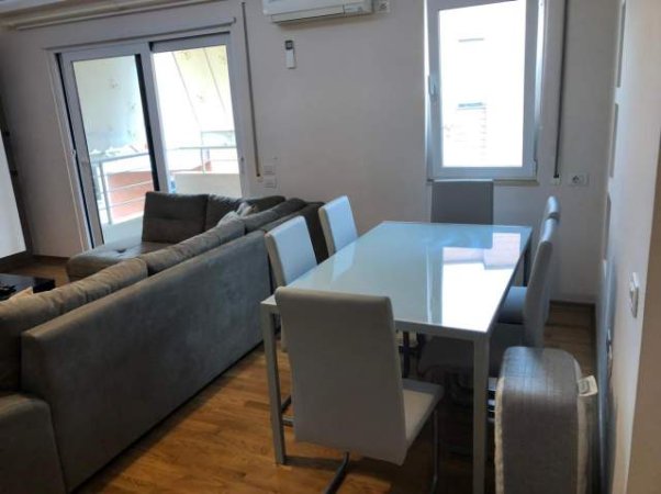Tirane, jepet me qera apartament 2+1+BLK Kati 5, 105 m² 700 Euro (bill klinton)
