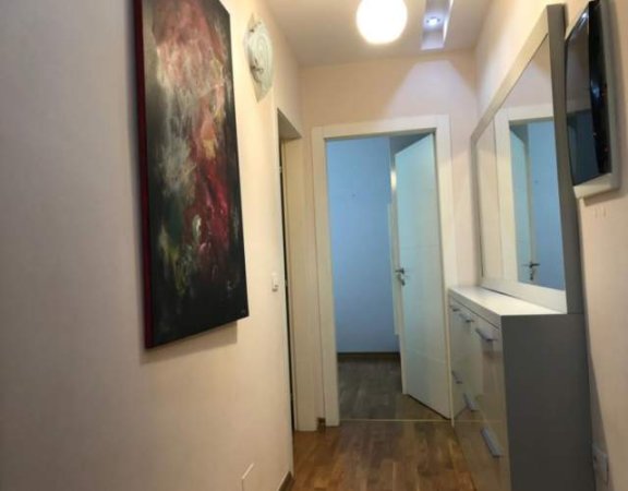 Tirane, jepet me qera apartament 2+1+BLK Kati 5, 105 m² 700 Euro (bill klinton)
