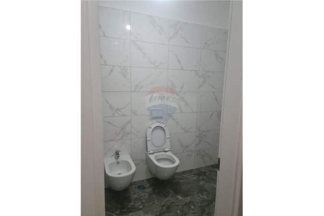 Tirane, jepet me qera apartament 2+1+BLK Kati 5, 115 m² 35.000 Leke (Don Bosko)