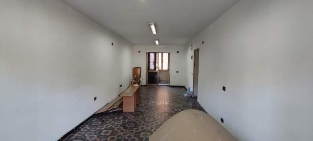 Tirane, jepet me qera apartament 1+1 Kati 1, 66 m² 600 Euro (Rruga Elbasanit)