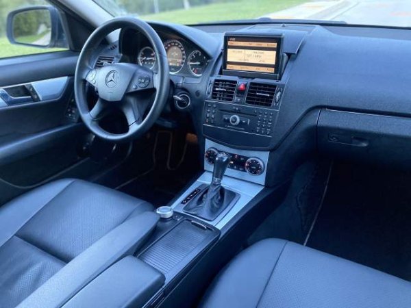 Tirane, shes makine Mercedes-Benz Avantgarde c klas 220 cdi Viti 2008,