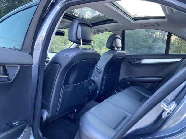 Tirane, shes makine Mercedes-Benz Avantgarde c klas 220 cdi Viti 2008,