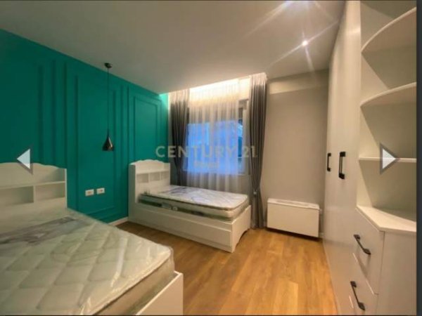 Tirane, jepet me qera apartament 2+1 Kati 3, 103 m² 850 Euro (Eduard Mano)