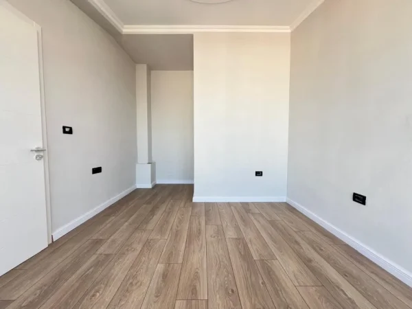 Tirane, shitet apartament 2+1 Kati 7, 120 m² 133.000 € (Fresku)