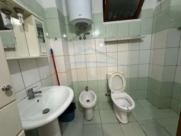 Tirane, shitet apartament 2+1+Ballkon Kati 1, 112 m² 120.000 € (Yzberisht)