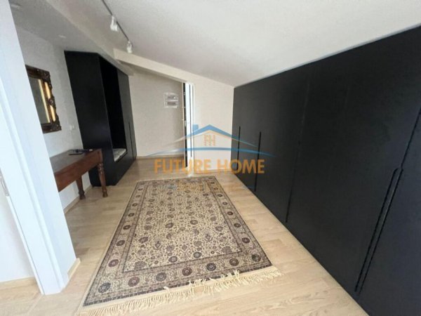 Tirane, jepet me qera apartament 2+1+Ballkon Kati 2, 126 m² 1.400 € (Rruga e Vilave)