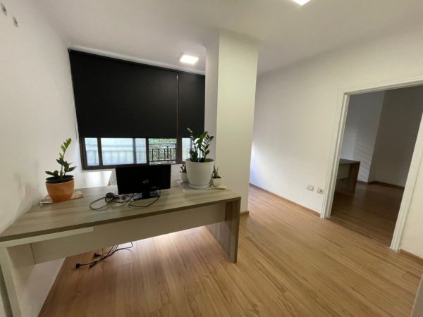 Tirane, jepet me qera apartament 1+1 Kati 0, 60 m² 500 € (Komuna e Parisit)