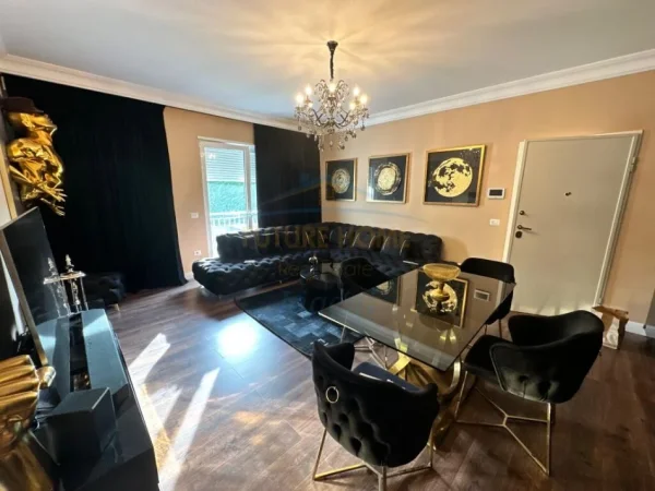 Tirane, shitet apartament 2+1+Ballkon Kati 0, 93 m² 325.000 € (Rruga e Vilave)