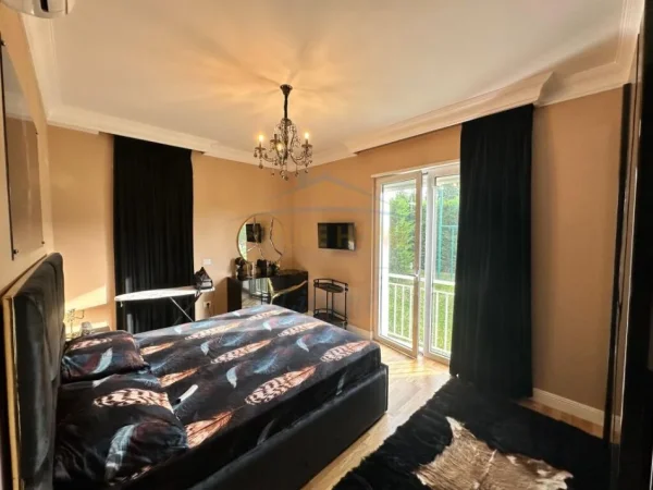 Tirane, shitet apartament 2+1+Ballkon Kati 0, 93 m² 325.000 € (Rruga e Vilave)