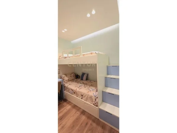 Tirane, shitet apartament 2+1 Kati 6, 74 m² 120.000 € 