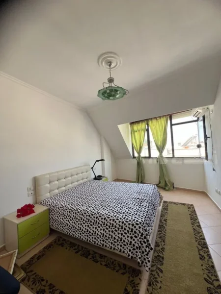 Tirane, shes apartament Kati 5, 110.000 € 