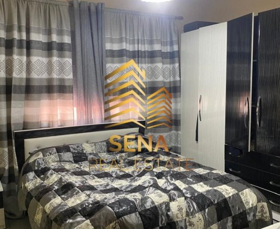 Tirane, jepet me qera Vile 3 Katshe Kati 3, 600 m² 1.600 € (Rruga Muhamed Deliu)