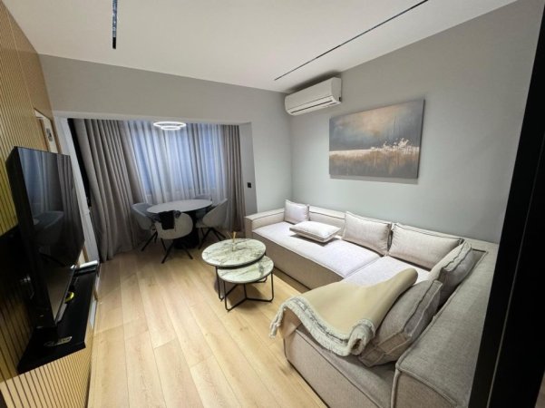 Tirane, jepet me qera apartament 1+1+Ballkon , 50 m² 690 € (Mkne Peza)