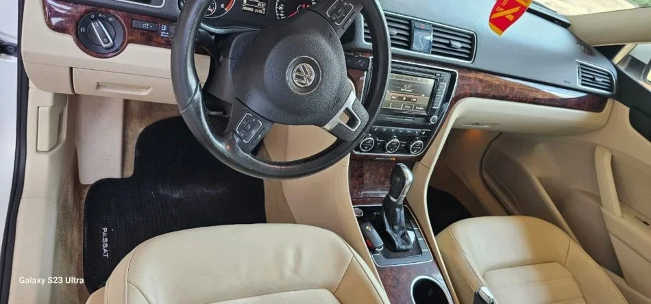 Tirane, shitet Wolkswagen Passat