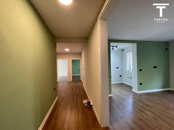 Tirane, jepet me qera apartament 3+1+Ballkon , 91 m² 700 € (MYSLYM SHYRI)