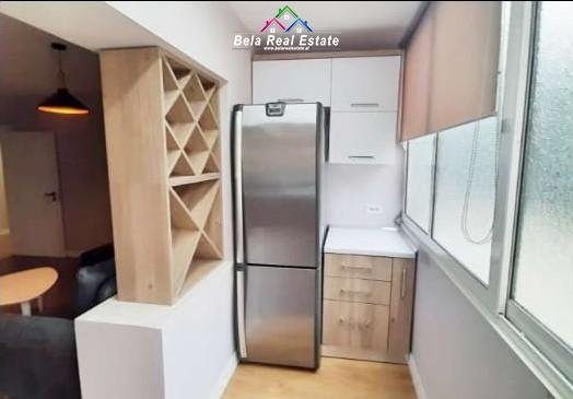 Tirane, jepet me qera apartament 2+1 Kati 2, 75 m² 600 € (Rruga Myslym Shyri)
